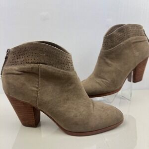 Violet & Red Jackson Taupe Suede Laser Cut Ankle Boots Block Heel Zip Size 7.5
